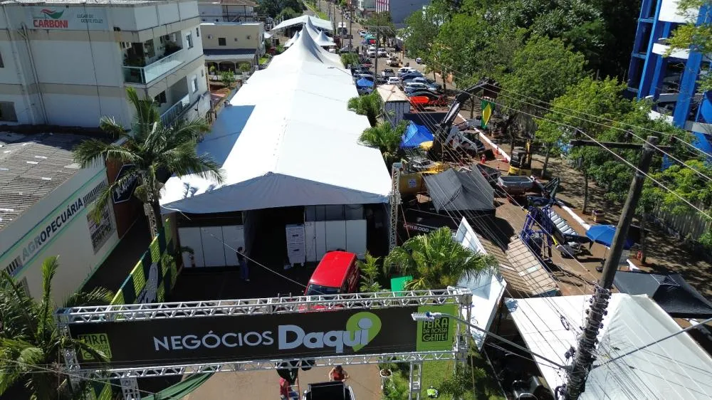 Vista da estrutura de uma edição anterior da Feira Negócios Daqui
